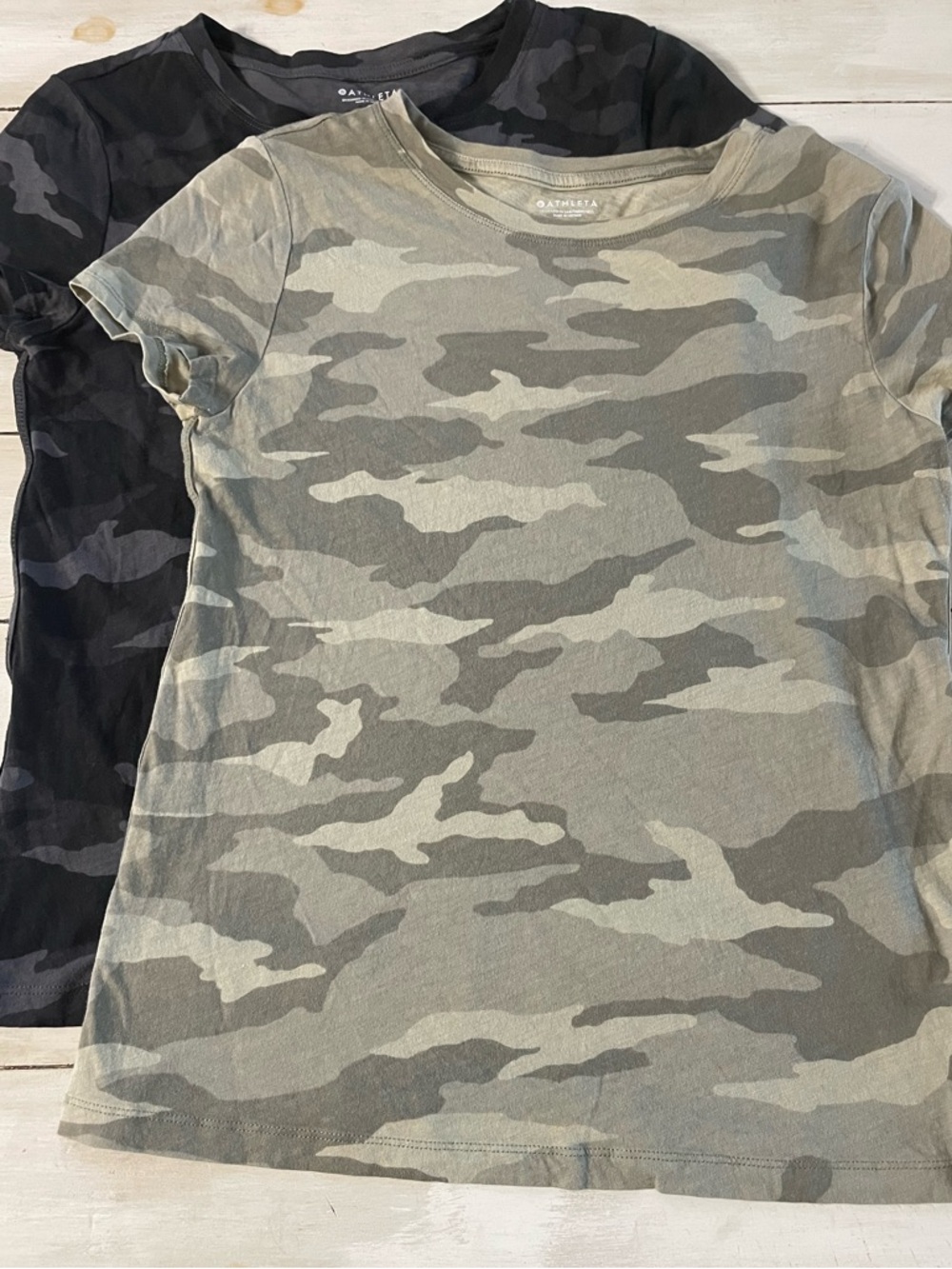 Athleta Camo Tees - 2 Tees Black & Green Womens Small